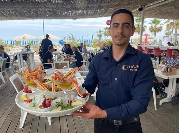Vela Hotel Restaurant โกเลม ภายนอก รูปภาพ